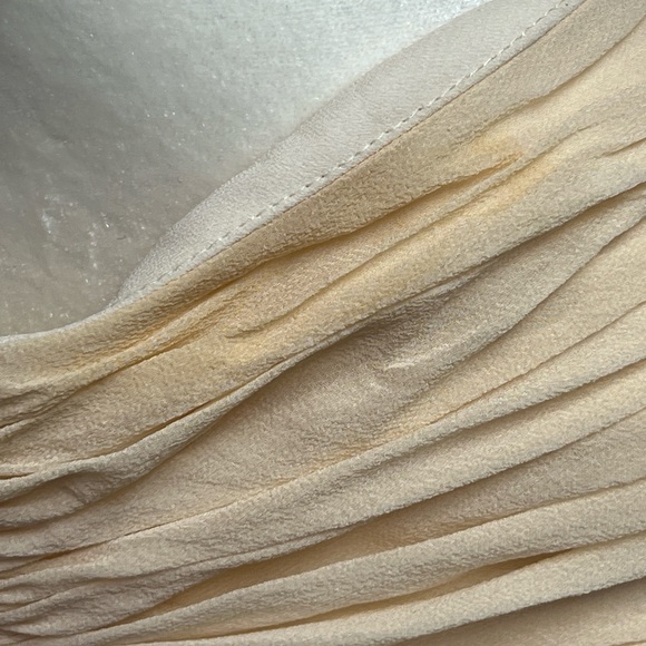 Bloomingdale’s vintage Silk Chiffon Cocktail length dress. Ivory, Sz 8, 39lng - Picture 7 of 7